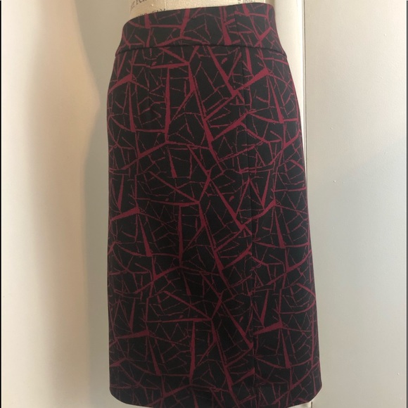 3 for $55💕NWT GRACE SYMMETRY PENCIL SKIRT - Picture 4 of 6